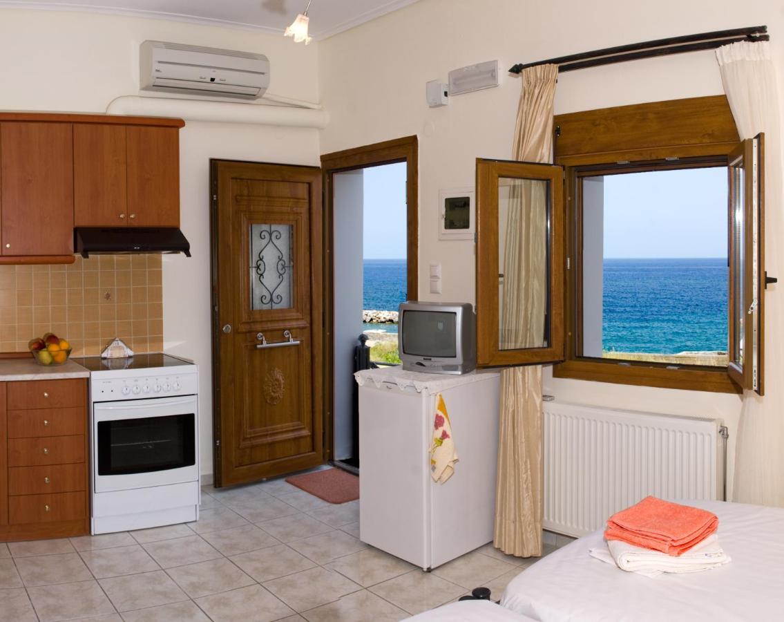 Christina Apartments Panormos  ภายนอก รูปภาพ