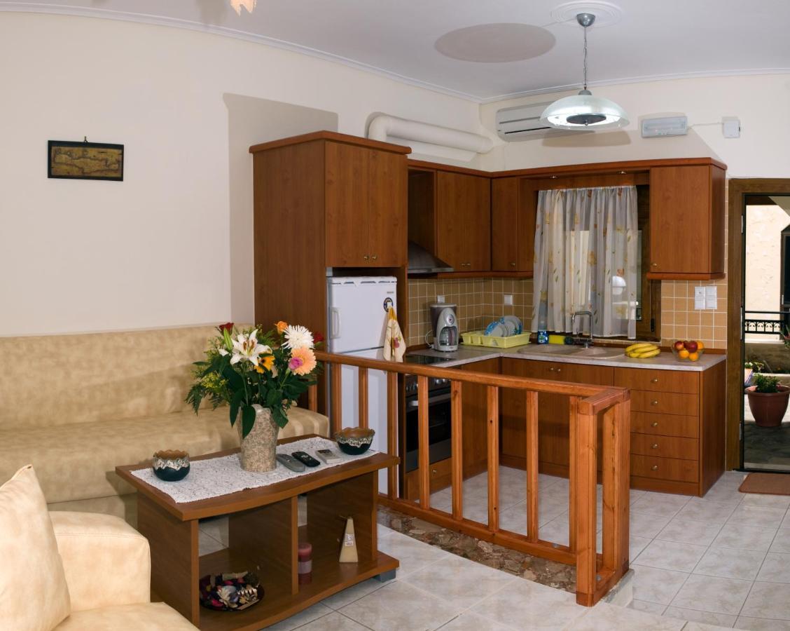 Christina Apartments Panormos  ภายนอก รูปภาพ
