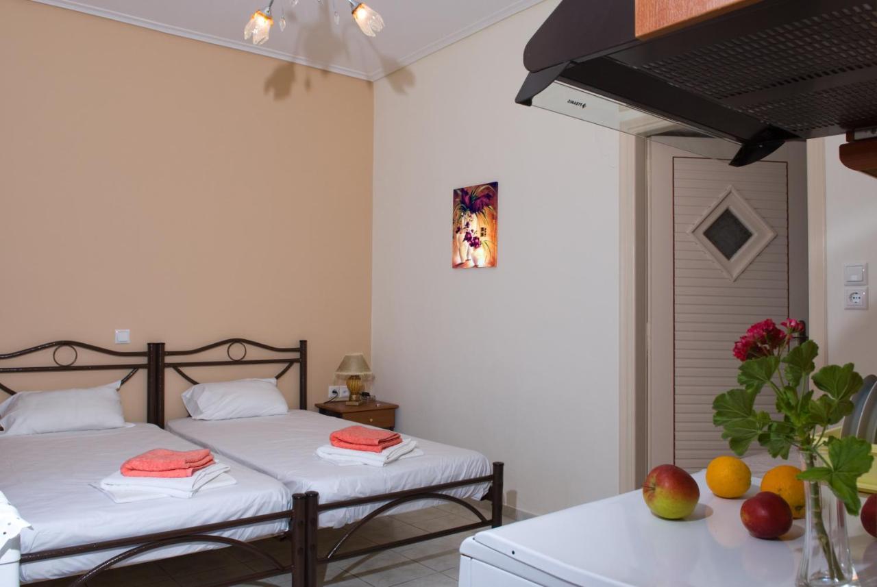 Christina Apartments Panormos  ภายนอก รูปภาพ
